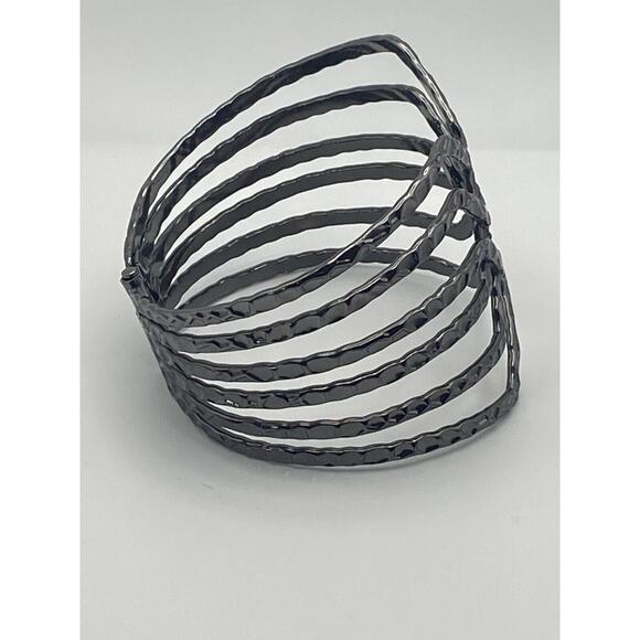 Gun Metal Gray Hammered Open Weave Wide Clamper Cuff Statement Bold Bracelet - Picture 5 of 9